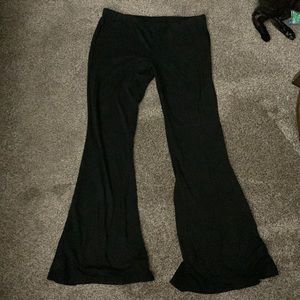 Hot Kiss flares in black size XL NWOT
